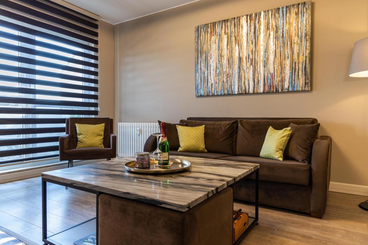 Deluxe Apartment Mit Tiefgarage In Naehe Messe-Bmw-Porsche-Dhl-Flughafen-Flugzeugwerk Der Deutsche Aircraft Leipzig Bagian luar foto