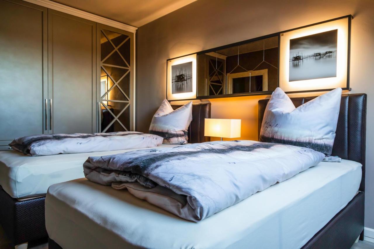 Deluxe Apartment Mit Tiefgarage In Naehe Messe-Bmw-Porsche-Dhl-Flughafen-Flugzeugwerk Der Deutsche Aircraft Leipzig Bagian luar foto